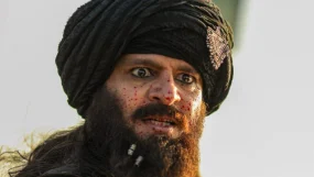 Vivek Oberoi Brings Ruthless Charm to Zafar Khan in Kesari Veer