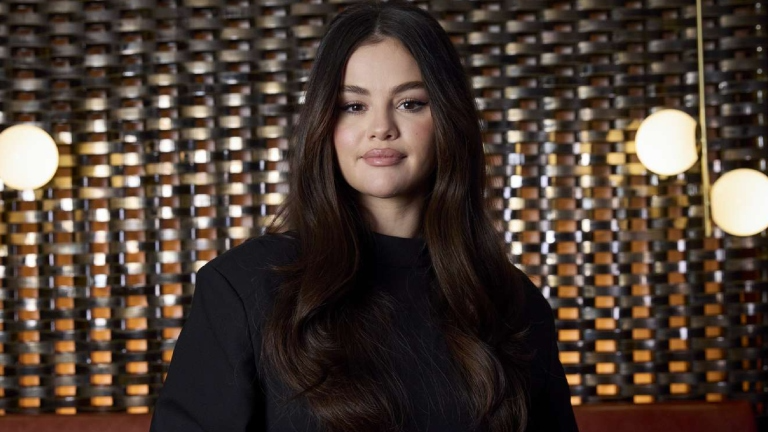 selena gomez, financial struggle,