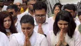 Mannara Chopra And Sister Mitali Handa