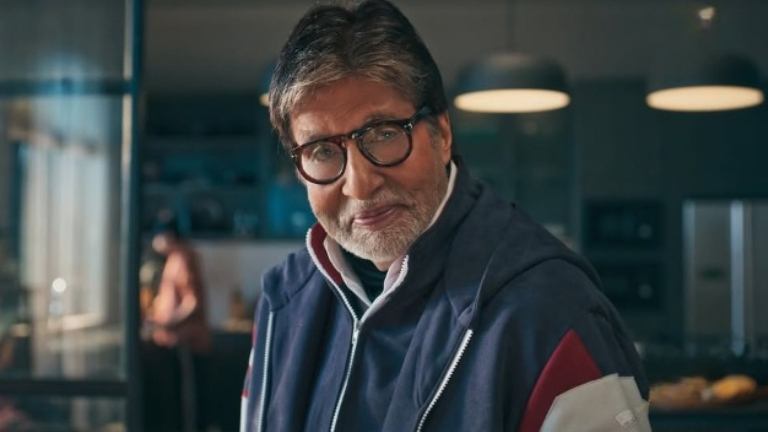 Amitabh Bachchan announces KBC 17 in Agneepath's Vijay style