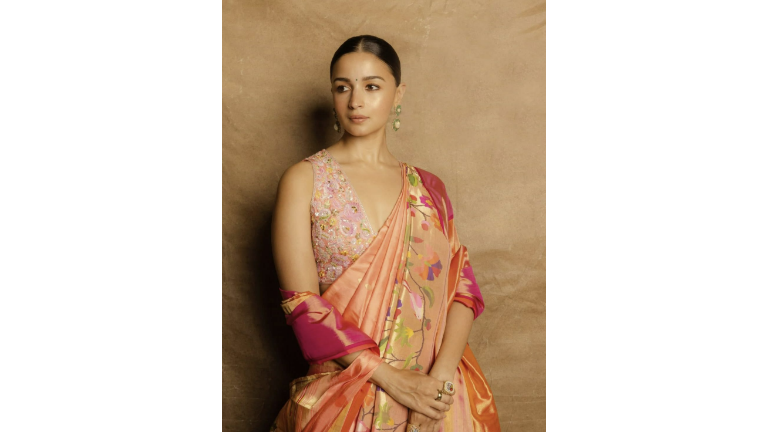 National Handloom Day Alia Bhatt