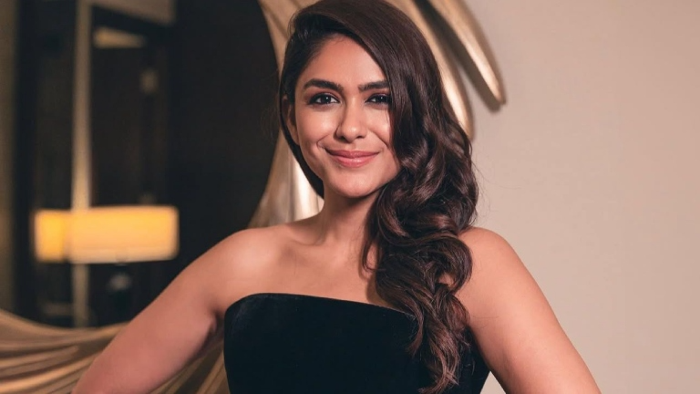 mrunal thakur photography