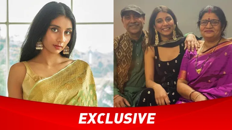 Dolly Singh with parents