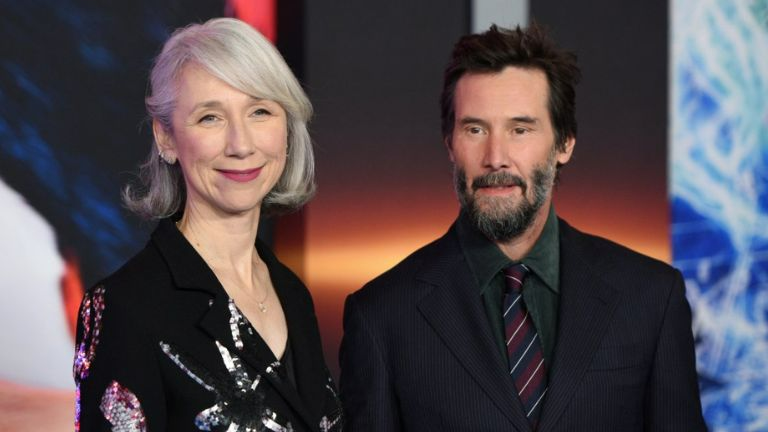 Keanu Reeves Secretly Marries Girlfriend Alexandra Grant In Intimate European Ceremony