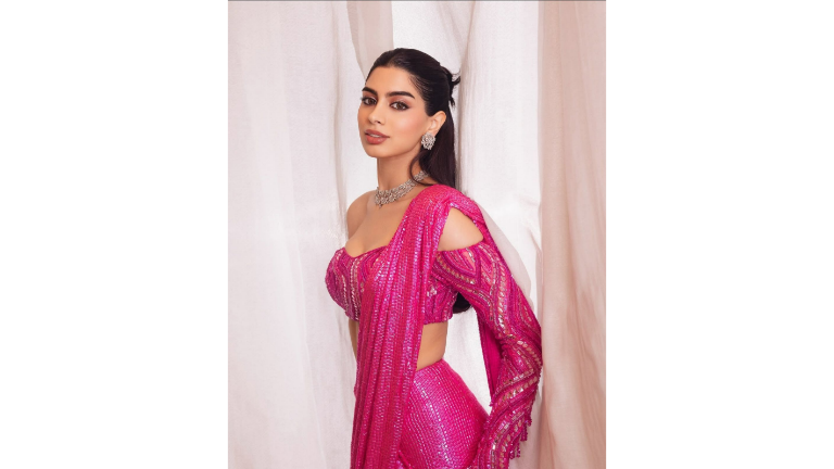Khushi Kapoor In Pink