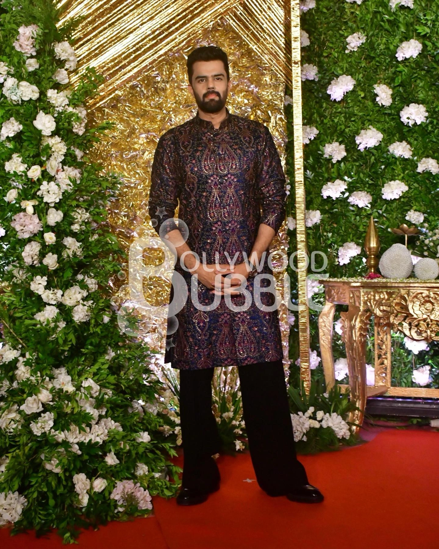 Maniesh Paul at Ramesh Taurani’s Diwali Party 2025