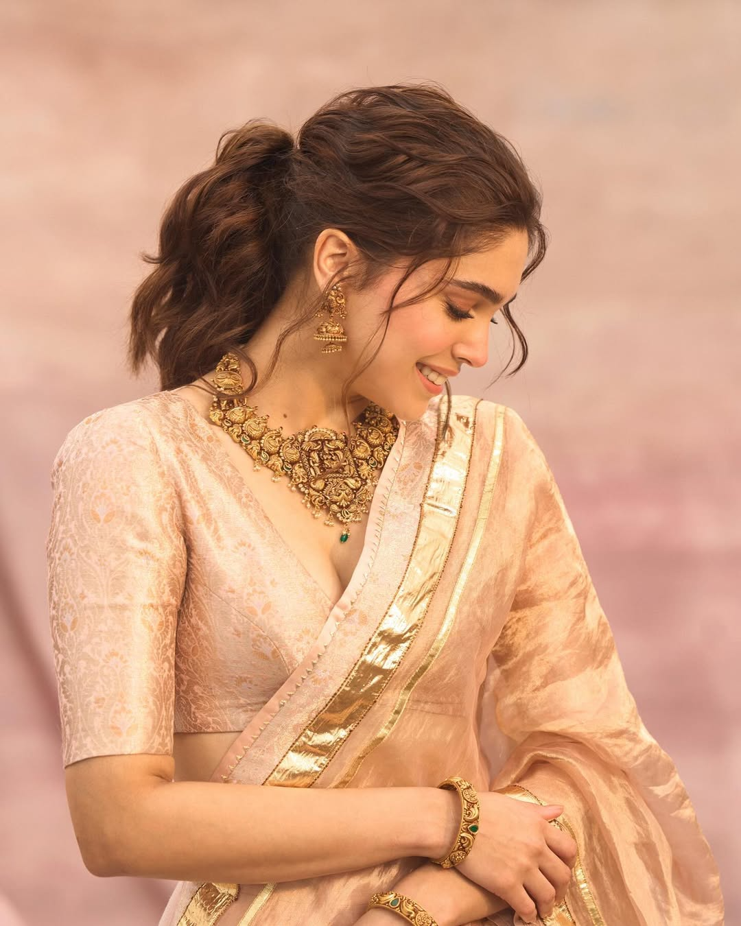 Sharvari Wagh – The Forever Classic Temple Jewellery