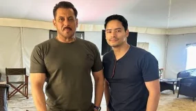 salman khan poses with fan from Battle Of Galwan sets