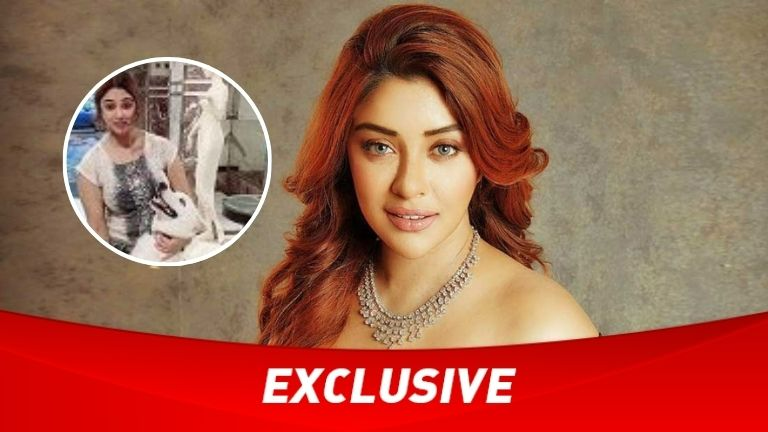 Payal Ghosh House Hold Gets Brutally Affected By Househelp