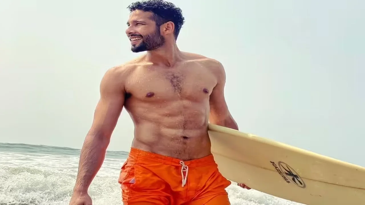 Siddhant Chaturvedi Serving Major Thirst-Trap Goals