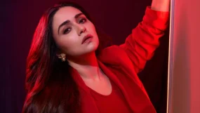 Amruta Khanvilkar Taskaree