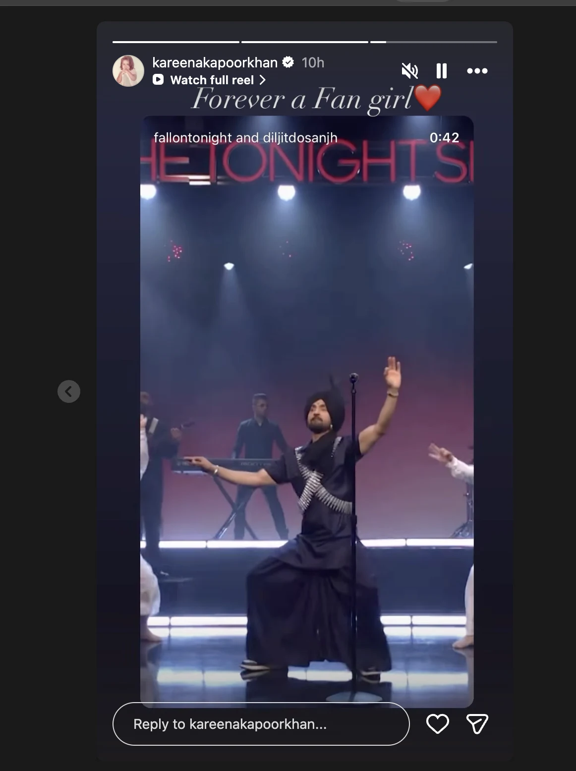 Kareena Kapoor calls her a Diljit Dosanjh Fan Girl