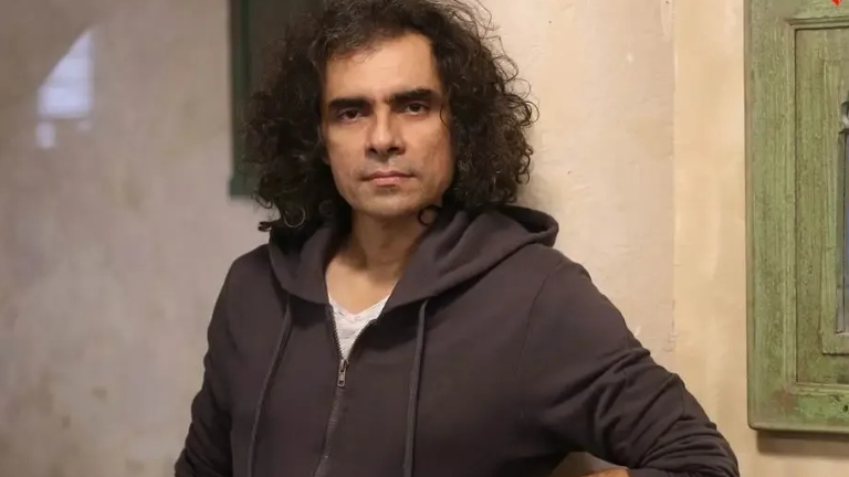 Imtiaz Ali SLAMS Women Who Admit They're Comfortable In Burqa