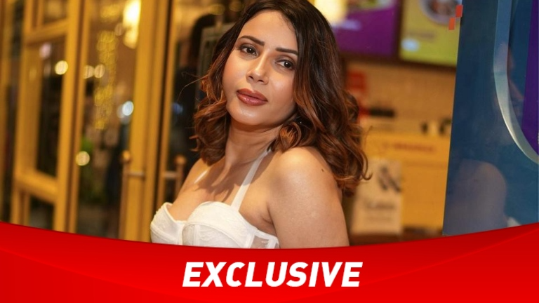Rozlyn Khan