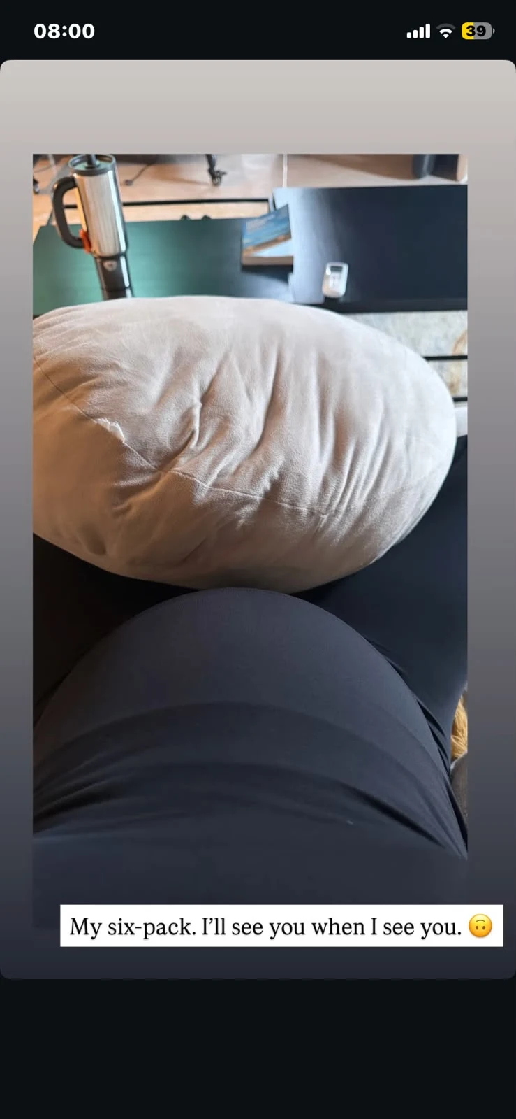 Samantha shares fresh baby bump glimpse