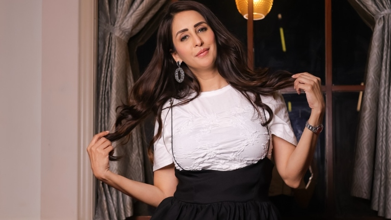Chahatt Khanna Sheds 7kgs For Pati Patni And Panga